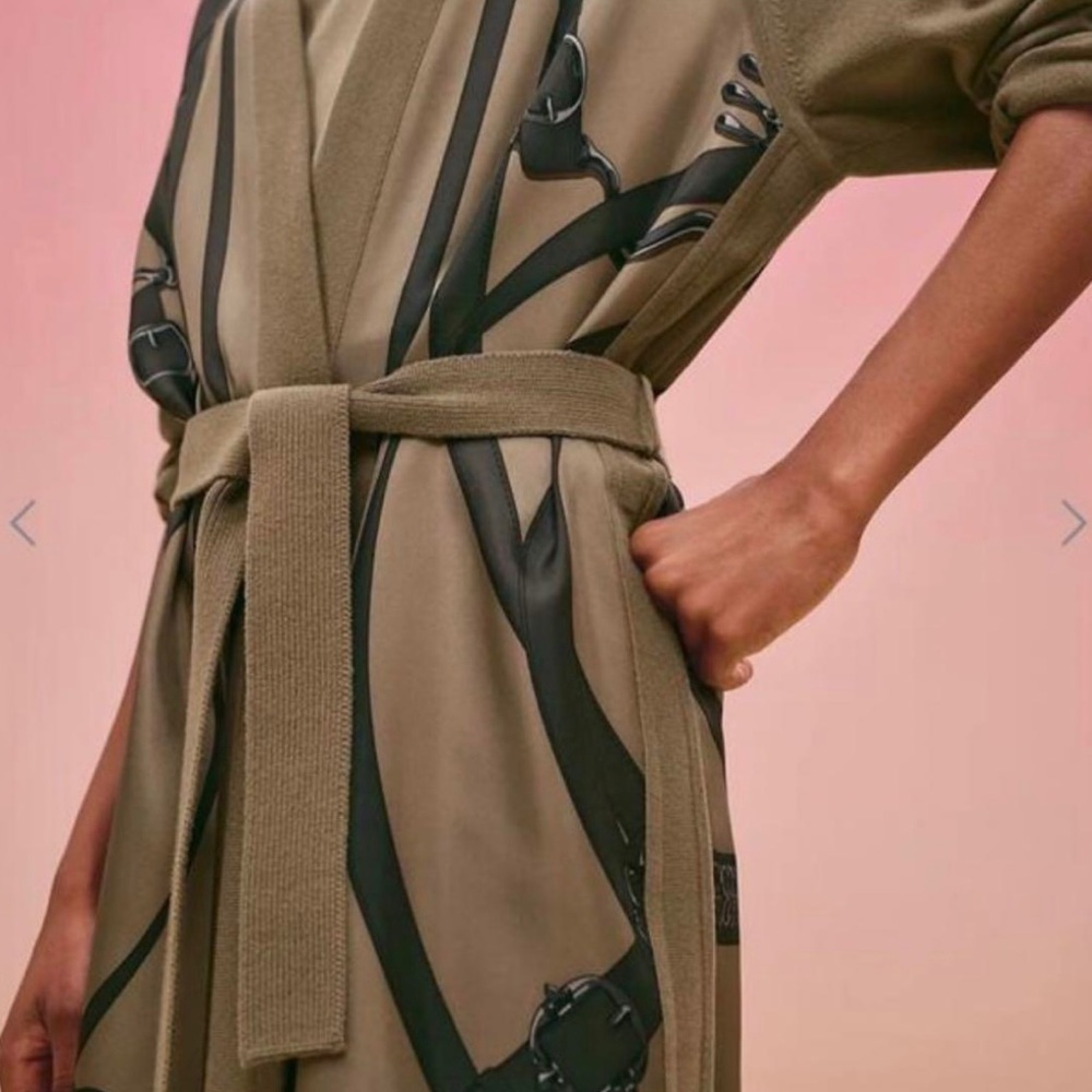 Hermes Virgin Wool & Silk Twillaine Cardigan - Picture 4 of 10